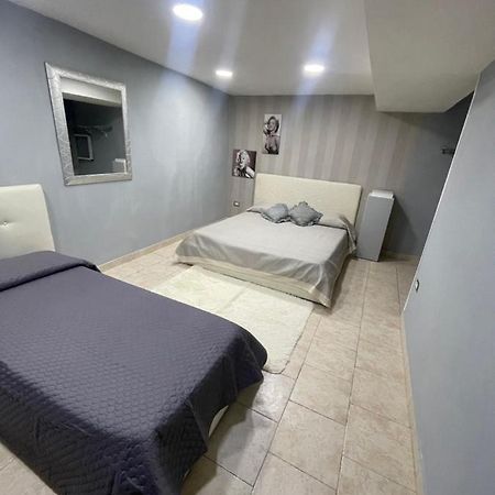 נאפולי Sofia Home מראה חיצוני תמונה